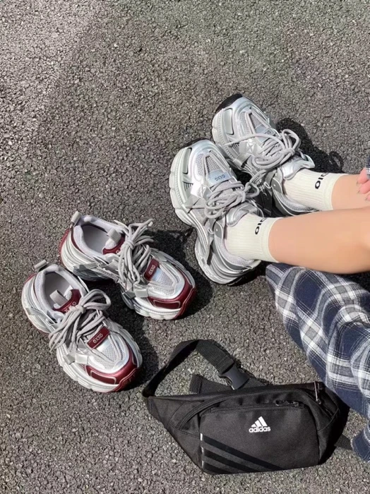 冰洁2024秋季新款休闲鞋网红时尚百搭