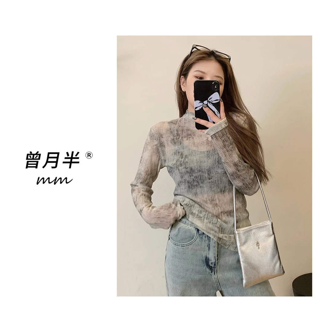 曾月半mm清仓《入骨闲情》独定印花半高领网纱长袖打底衫！ZS564