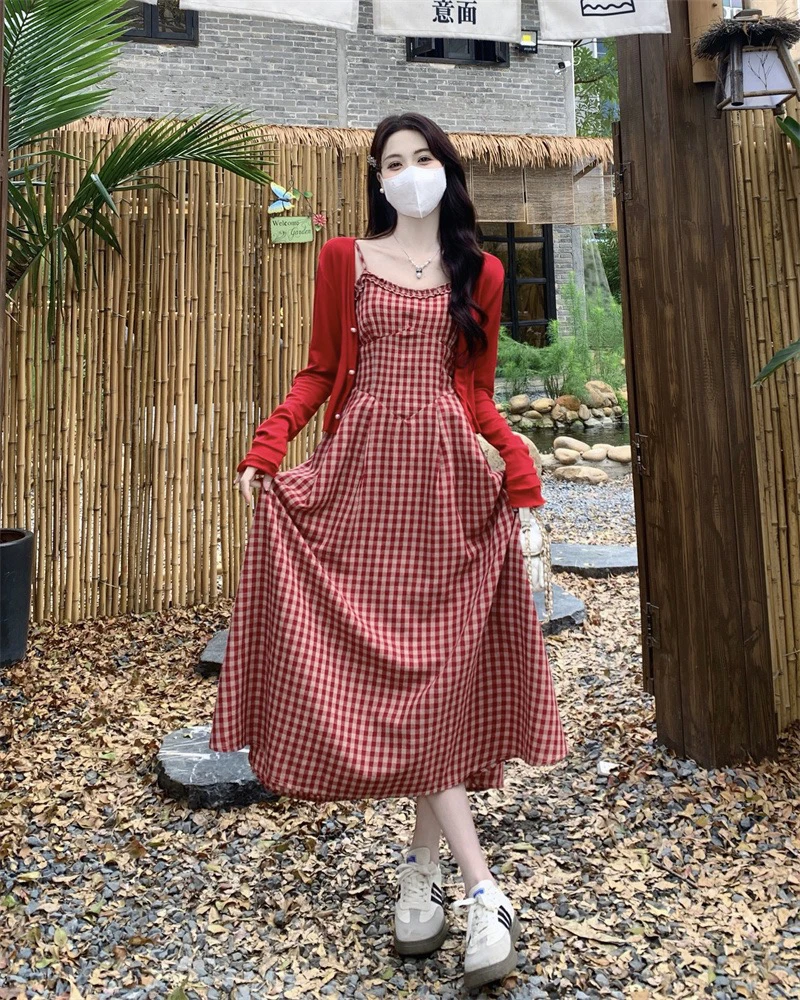 【复古公主】大码肌肤之花复古暗红格吊带裙夏海边度假仙女连衣裙