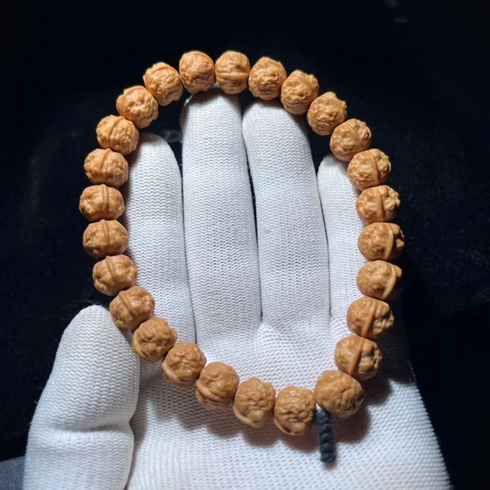 【点】猴头核桃禅宗手持，颗颗精挑精卡，原色无泡药，一串毕业!!