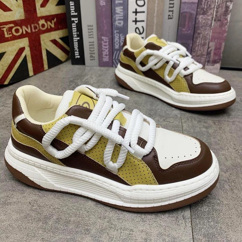 男鞋秋季新款皮面透气低帮板鞋潮流百搭小白鞋厚底增高运动休闲鞋