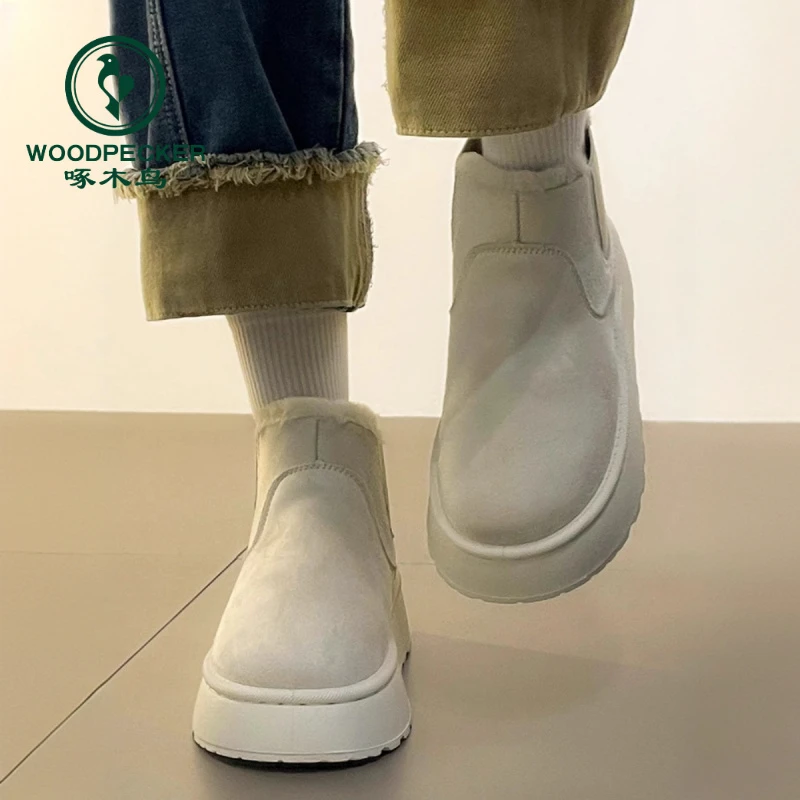 啄木鸟网红雪地靴女款冬季2024新款厚底加绒加厚棉鞋防滑短筒棉靴