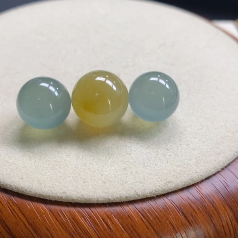 【闪购商品】翡翠颈饰未镶嵌翡翠三彩珠