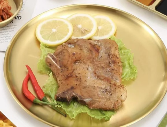 黄铜创意设计光面23公分盘子餐盘果盘