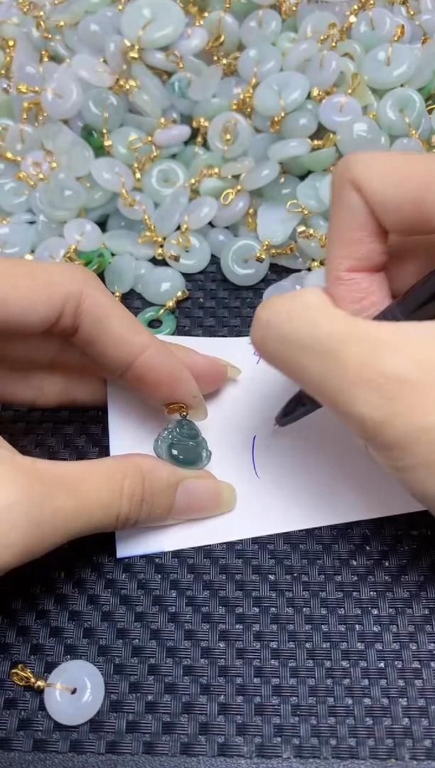 【闪购商品】翡翠颈饰合金天然缅甸翡翠A货
