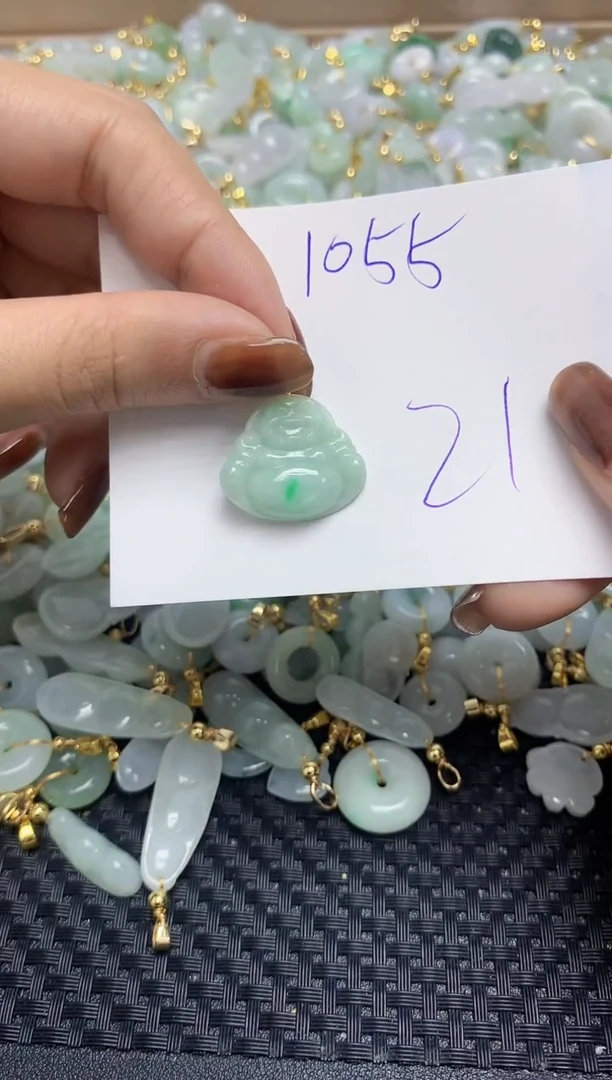 【闪购商品】翡翠颈饰合金天然缅甸翡翠A货