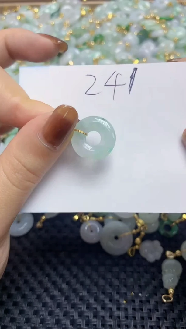 【闪购商品】翡翠颈饰合金天然缅甸翡翠A货
