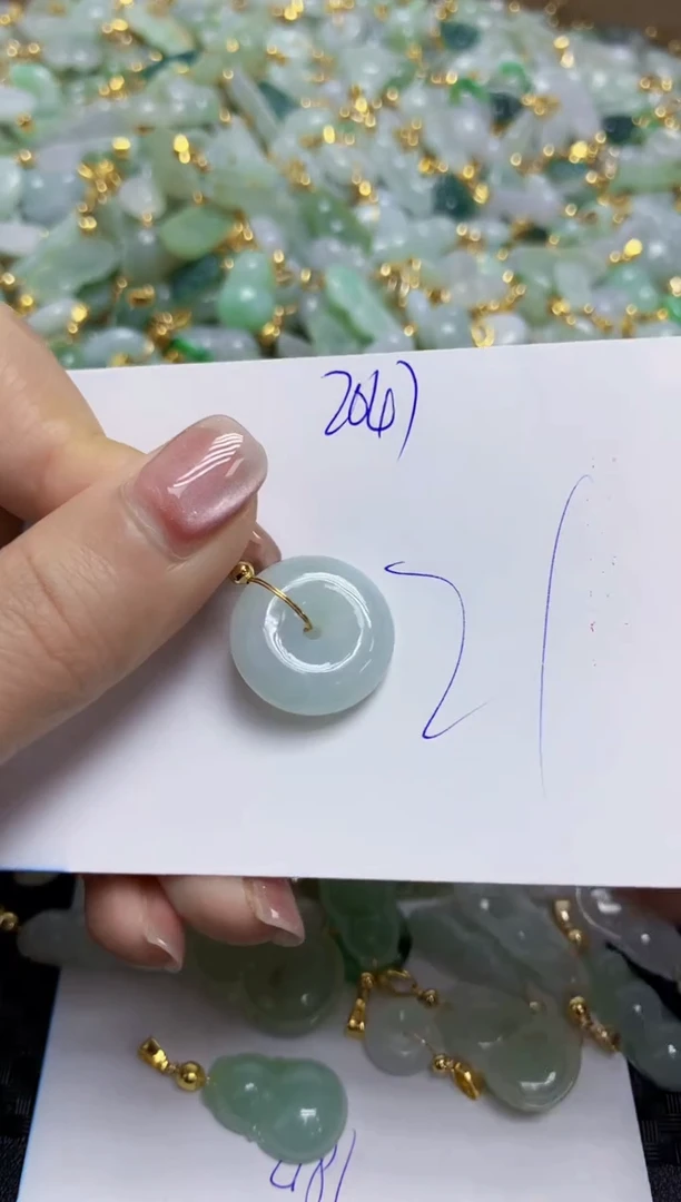 【闪购商品】翡翠挂件合金天然缅甸翡翠A货