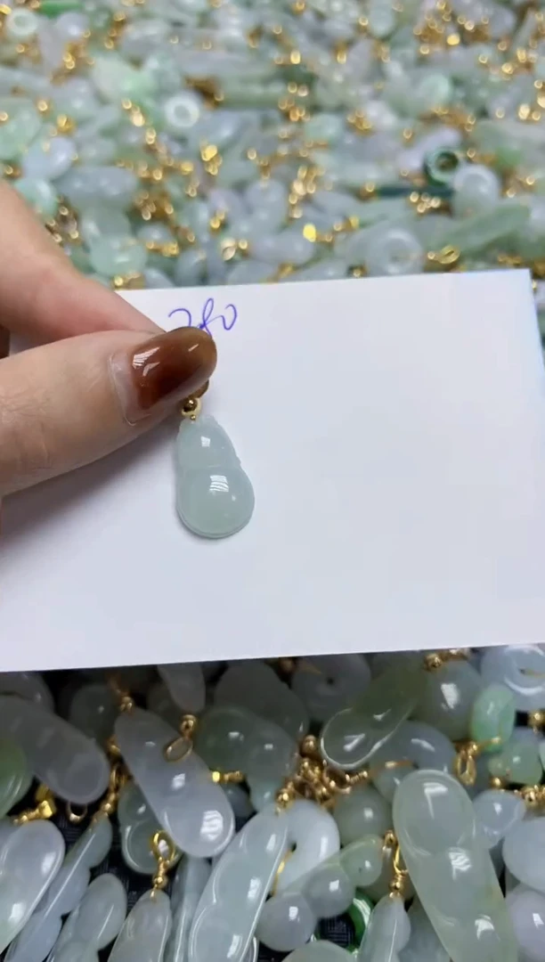 【闪购商品】翡翠挂件合金天然缅甸翡翠A货