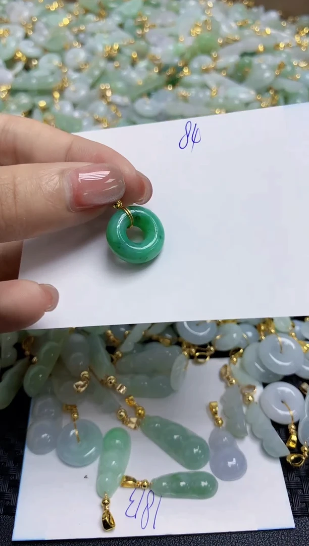 【闪购商品】翡翠挂件合金天然缅甸翡翠A货