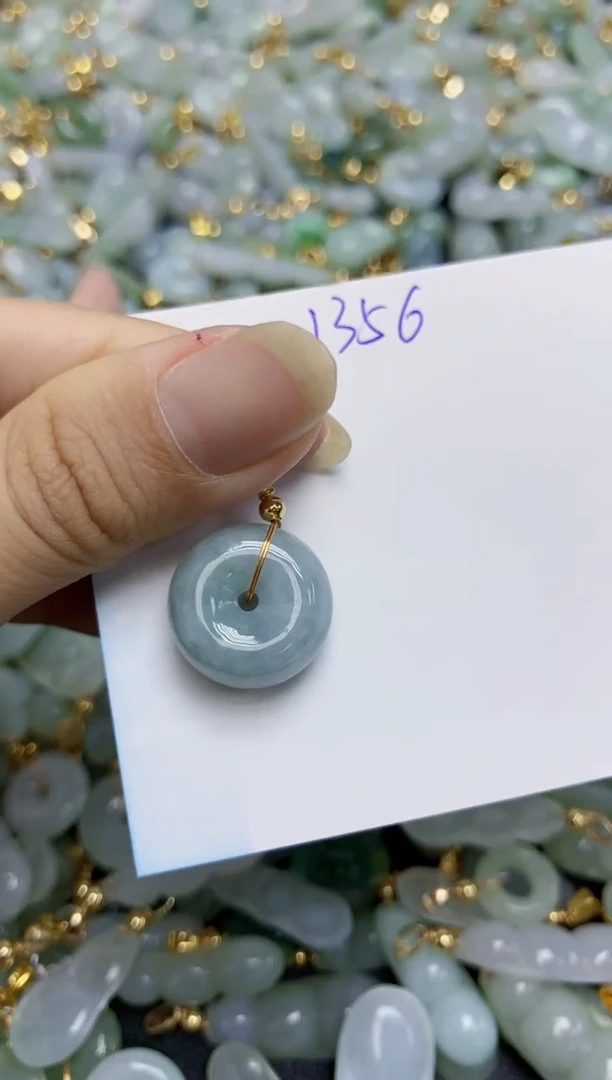 【闪购商品】翡翠挂件合金天然缅甸翡翠A货