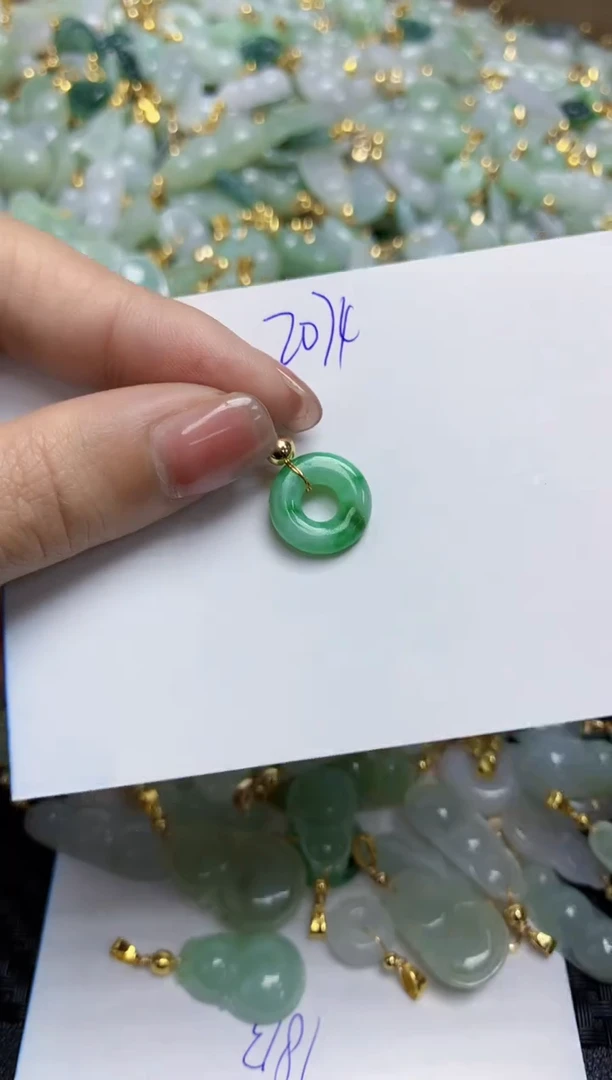 【闪购商品】翡翠挂件合金天然缅甸翡翠A货