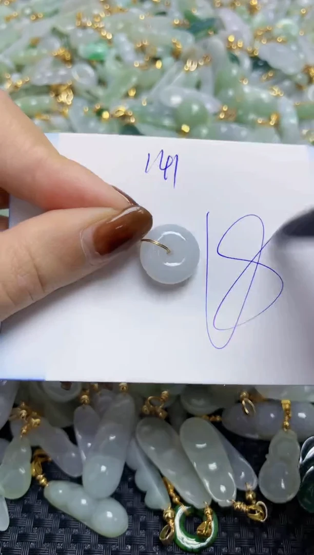 【闪购商品】翡翠挂件合金天然缅甸翡翠A货