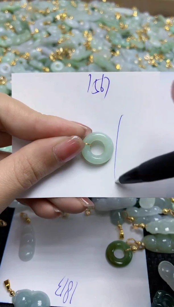 【闪购商品】翡翠挂件合金V天然缅甸翡翠A货