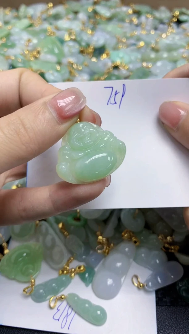 【闪购商品】翡翠挂件合金V天然缅甸翡翠A货