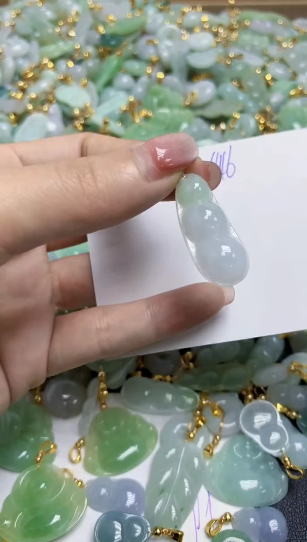 【闪购商品】翡翠挂件合金天然缅甸翡翠A货