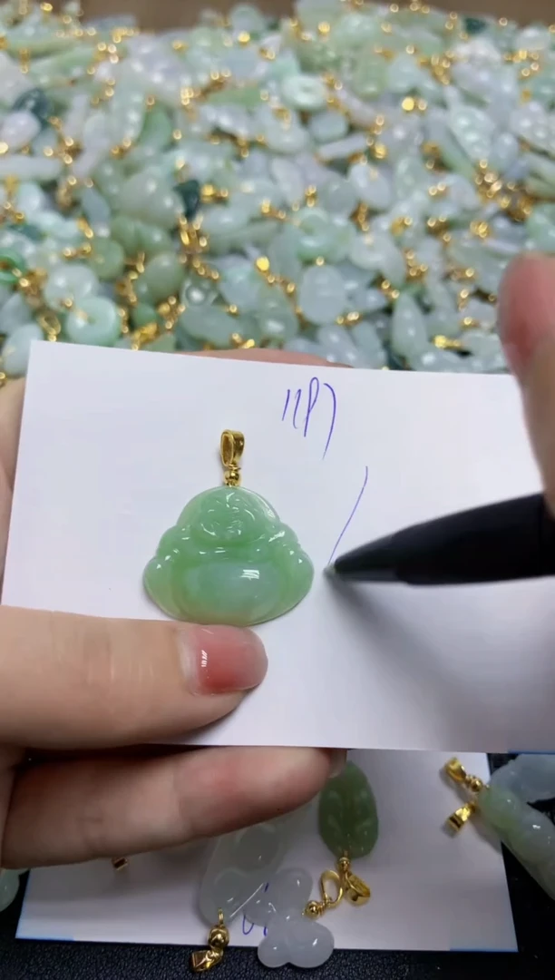 【闪购商品】翡翠挂件合金V天然缅甸翡翠A货