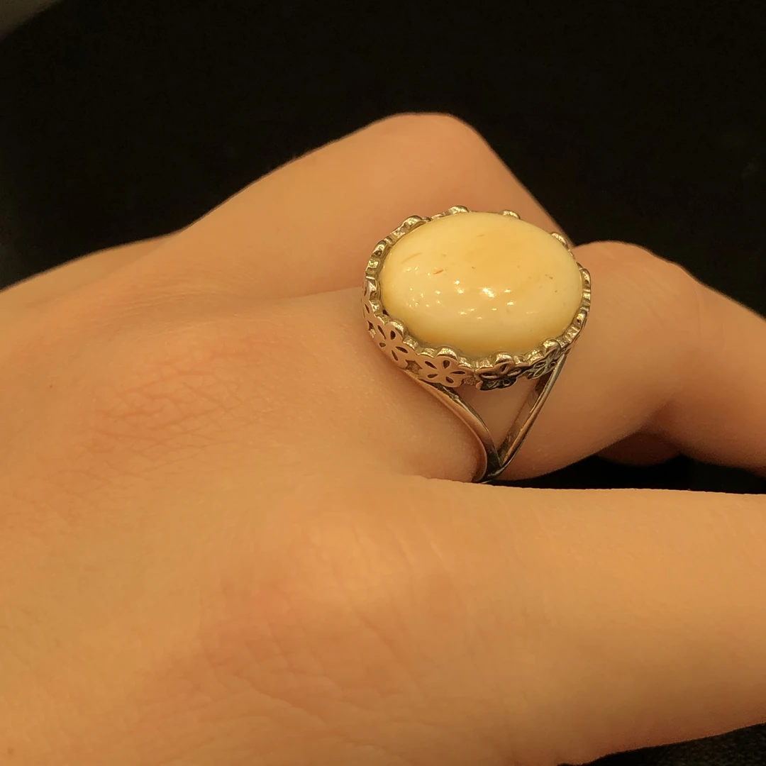 乌克兰白花腊天然戒指