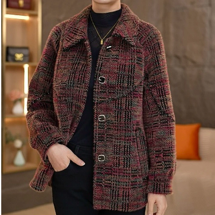 【衣品沫尔】2024安哥拉红冬季加厚保暖钉珠韩版澳绒小香风洋气外套