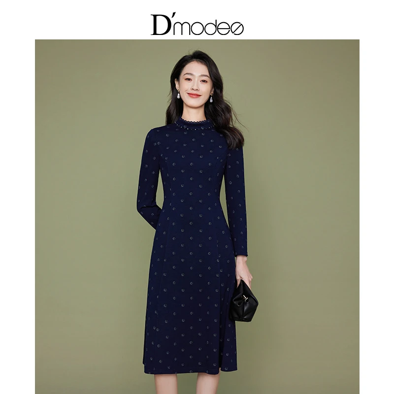 黛玛诗新款复古气质钉珠装饰立领收腰大摆显瘦连衣裙女