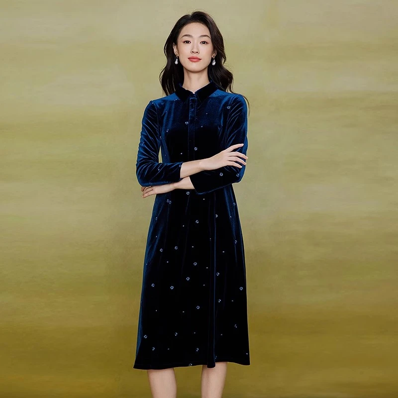 黛玛诗显瘦花裙子2024冬季新款优雅藏蓝色金丝绒绣花连衣裙伞裙女