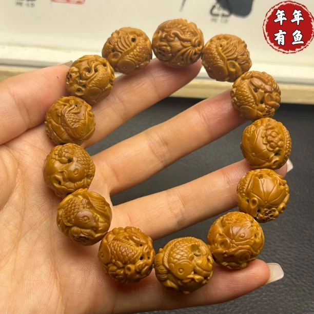 年年有余荷花鱼镂空款橄榄核雕手工文玩手串