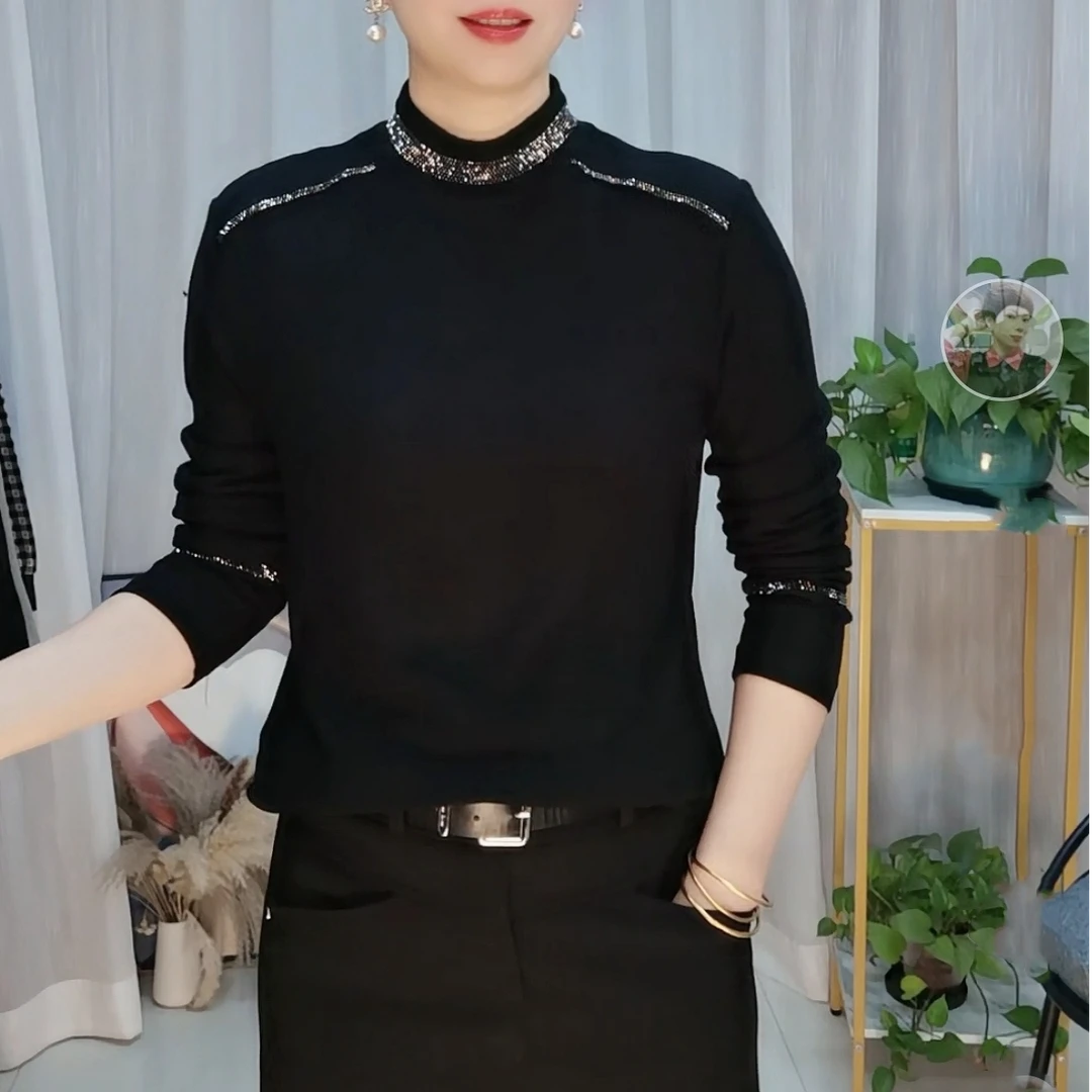 秋冬新款纯色烫钻气质设计感休闲长袖打底衫上衣