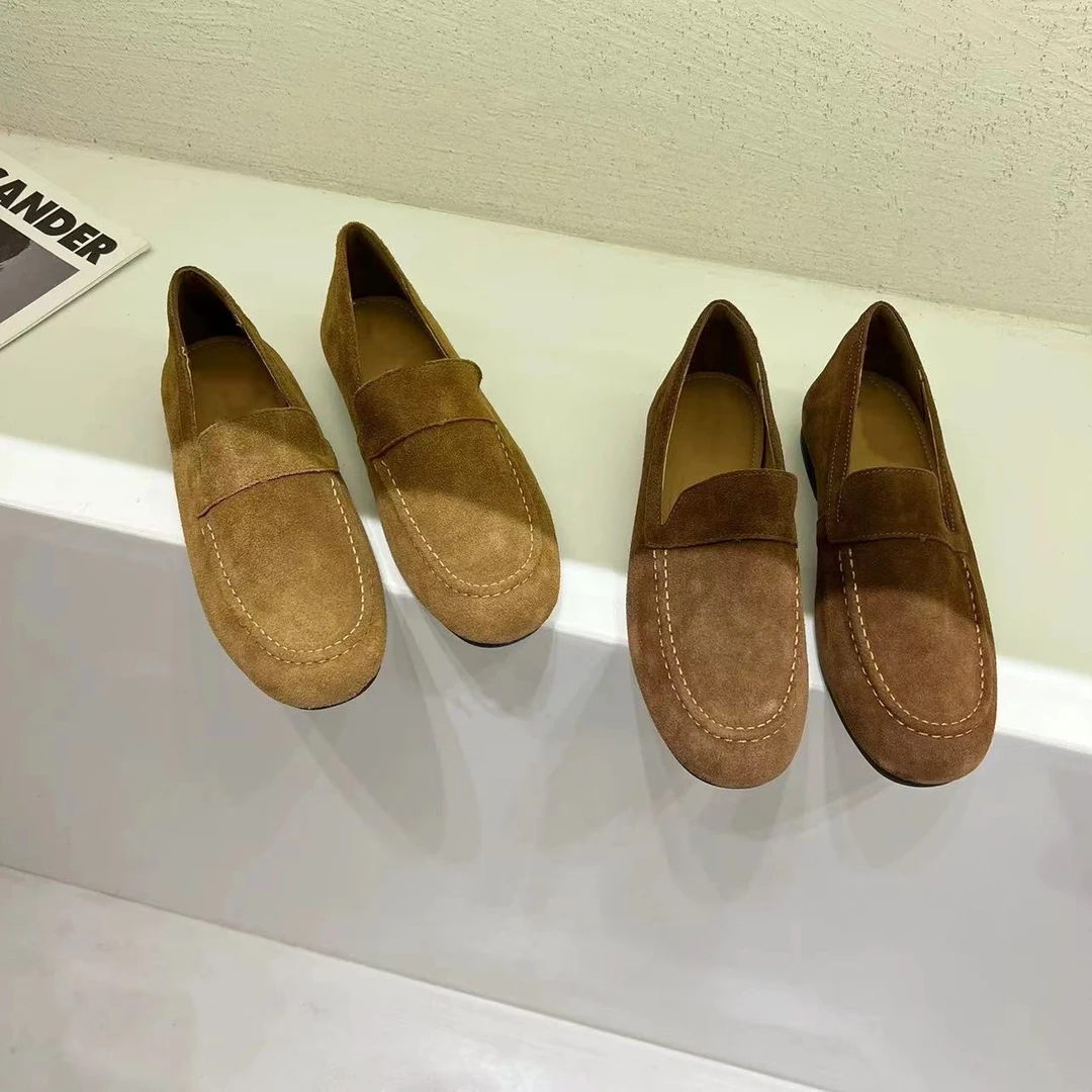 9233   通勤百搭乐福鞋