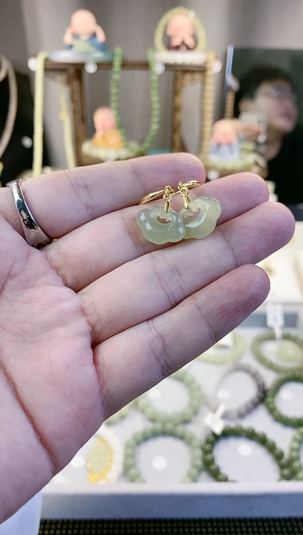 【闪购商品】和田玉/未镶嵌小如意耳钩/多样性发一