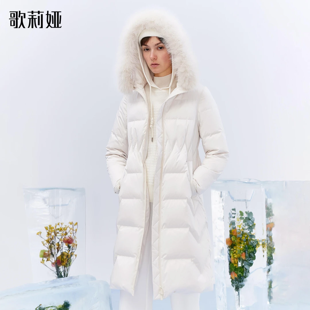 【中国好羽绒】歌莉娅 冬季 新品 狐狸毛领收腰鹅绒服  1A8D