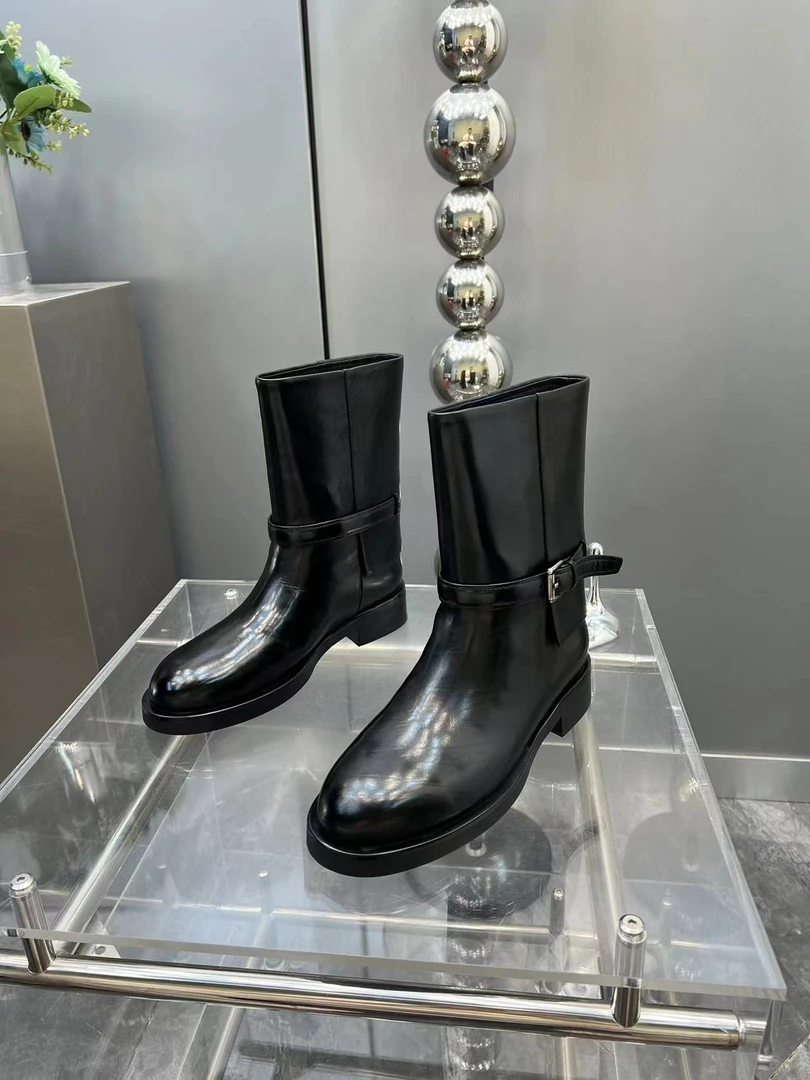 【现货】2024秋冬季新款真皮高级感短靴女鞋复古英伦风时装靴68-01