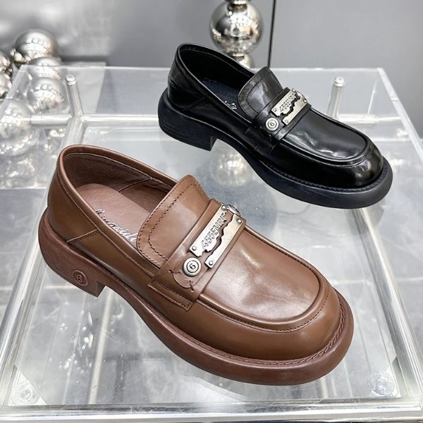 【现货】2024春季新款软底舒适皮鞋复古休闲一脚蹬乐福鞋女625-2