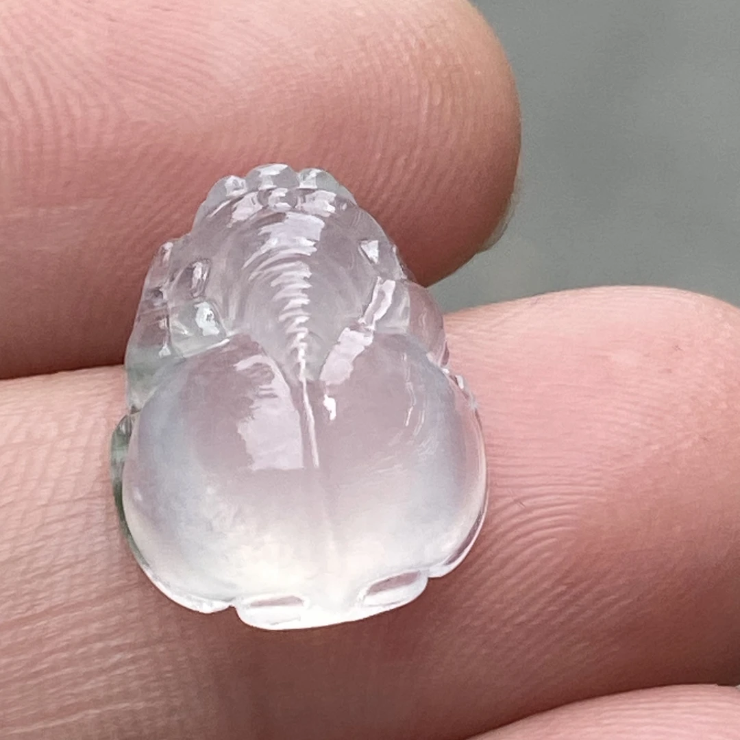 缅甸天然翡翠A货高冰大貔貅雕刻冰透通透精雕