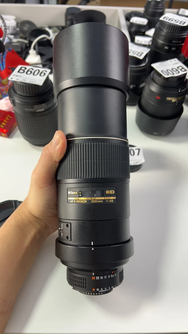 99新 Nikon/尼康 B607 f卡口 300mm 4光圈