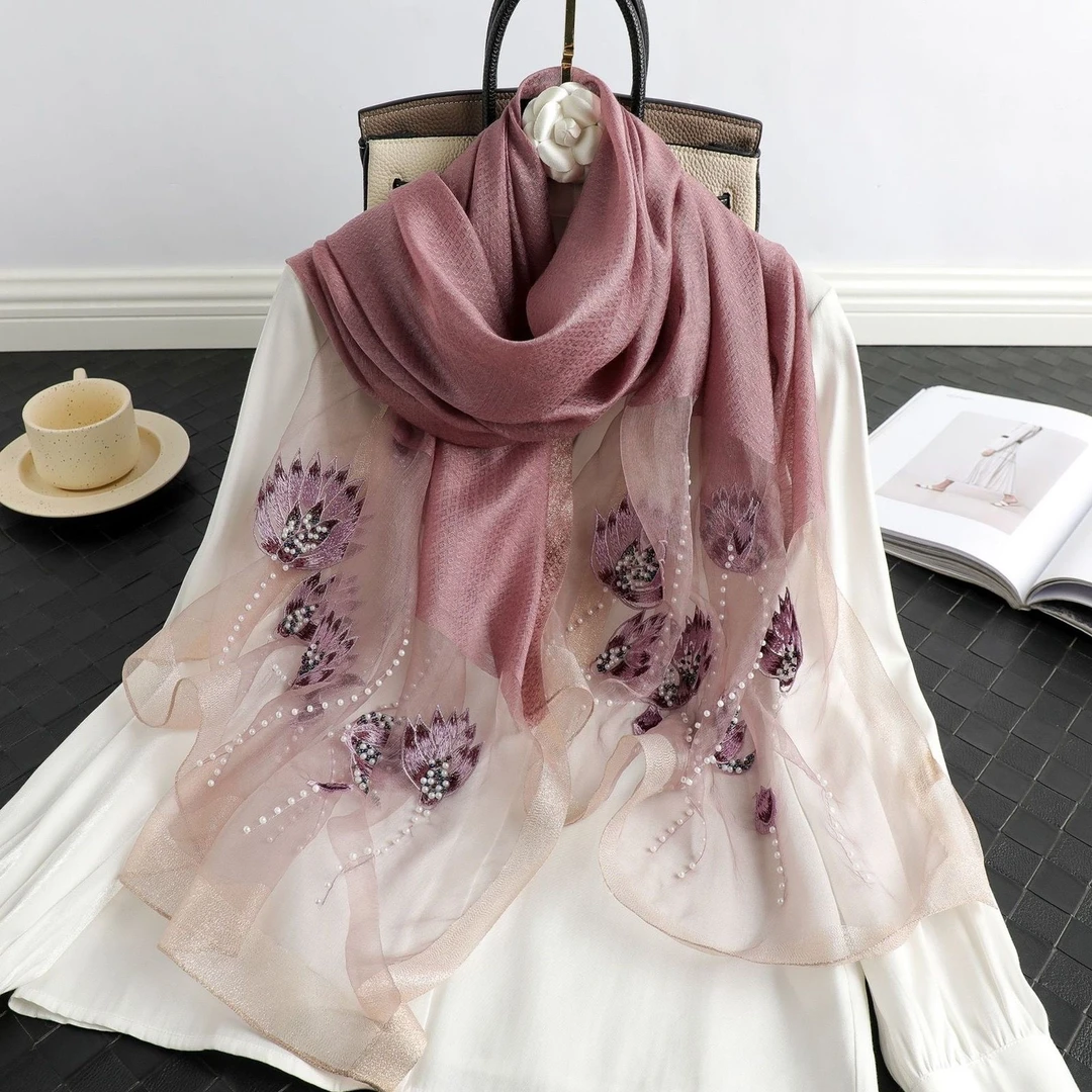 佛手莲花 高端苏绣丝巾女春秋刺绣旗袍披肩妈妈桑蚕丝冬季围巾