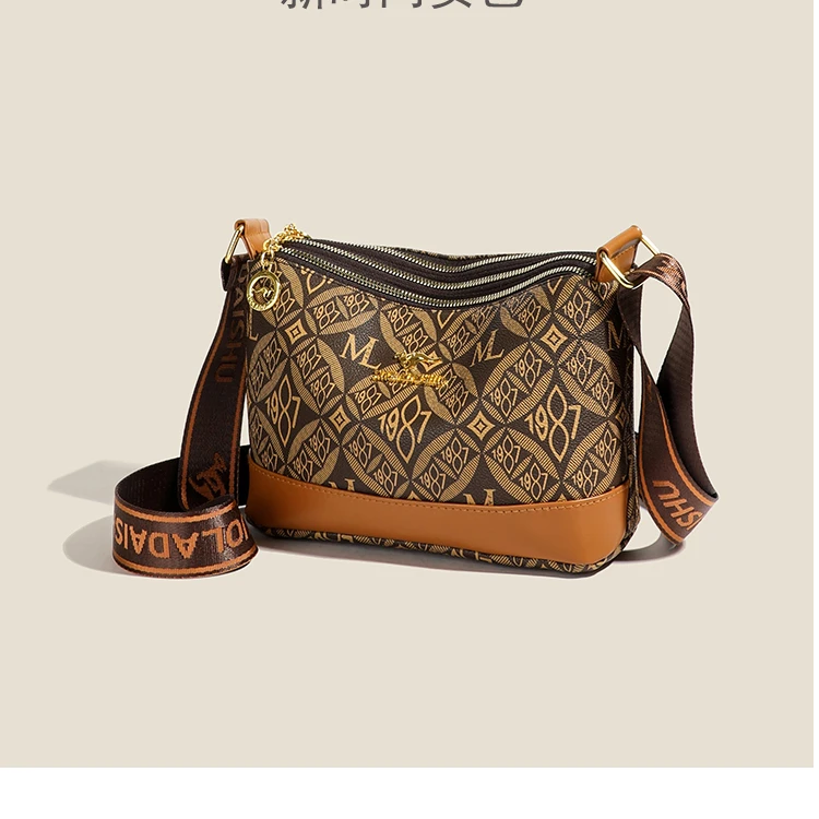 秋冬包包女2024新款时尚百搭简约复古软皮斜挎包女士潮流波士顿潮