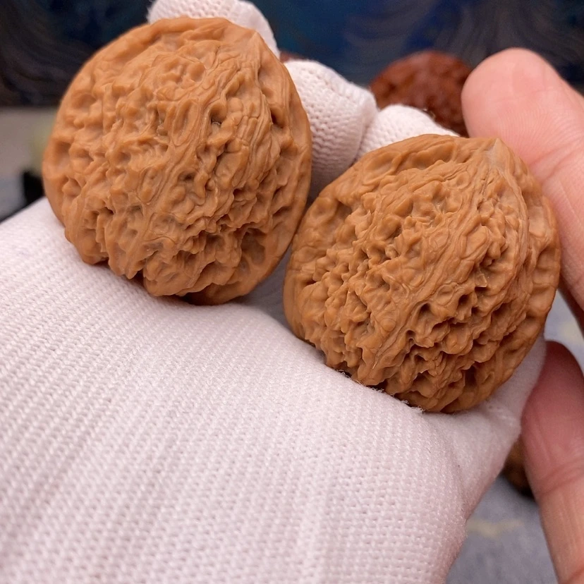 【闪购商品】文玩核桃吊坠白*丶37南疆石