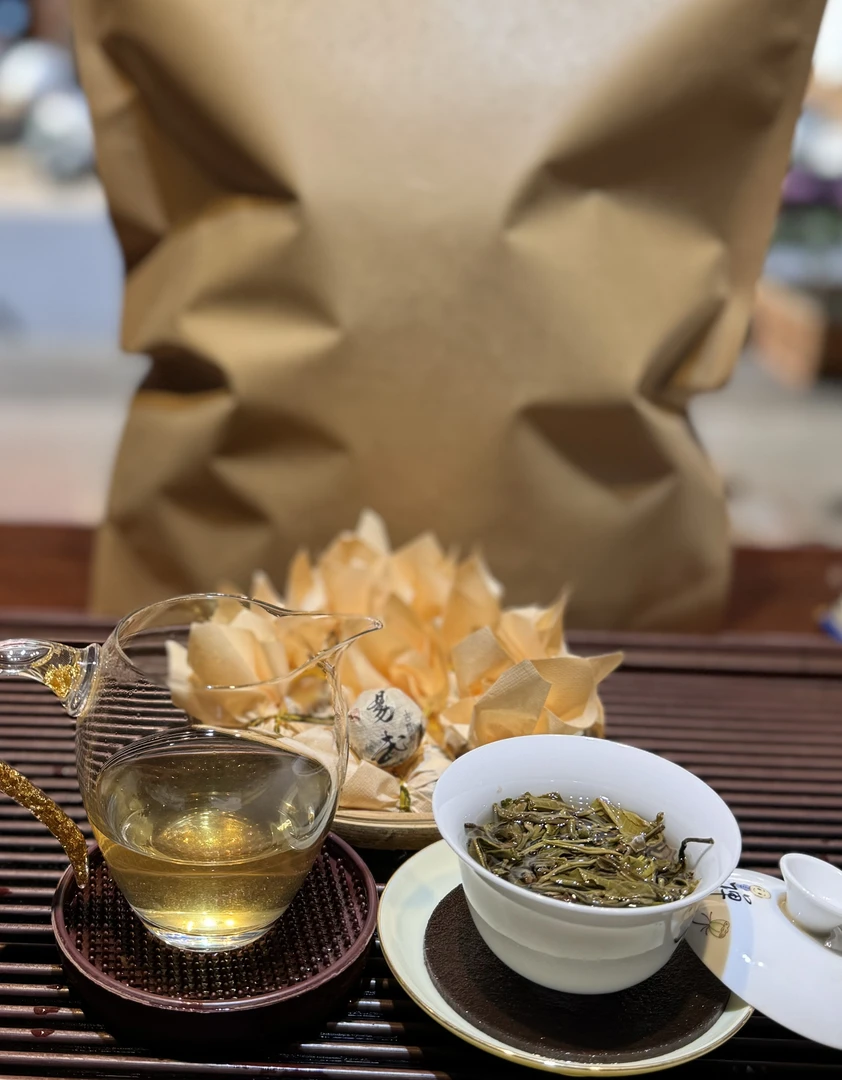 2024年明前春茶易武龙珠手工制作兰花香香甜度高500克一袋