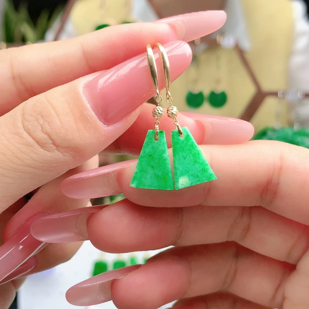 翡翠耳饰18K金镶嵌耳饰