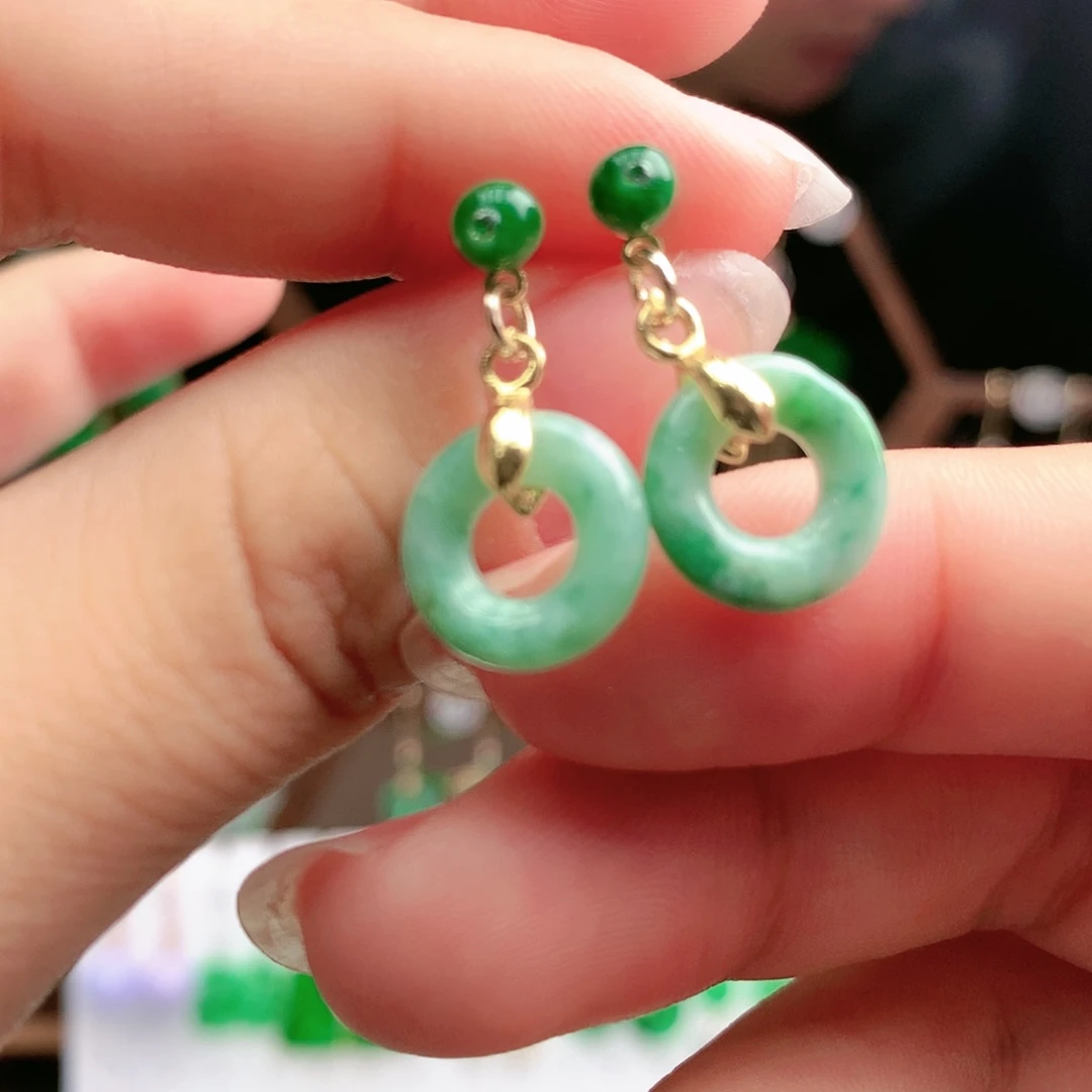 翡翠耳饰未镶嵌耳饰