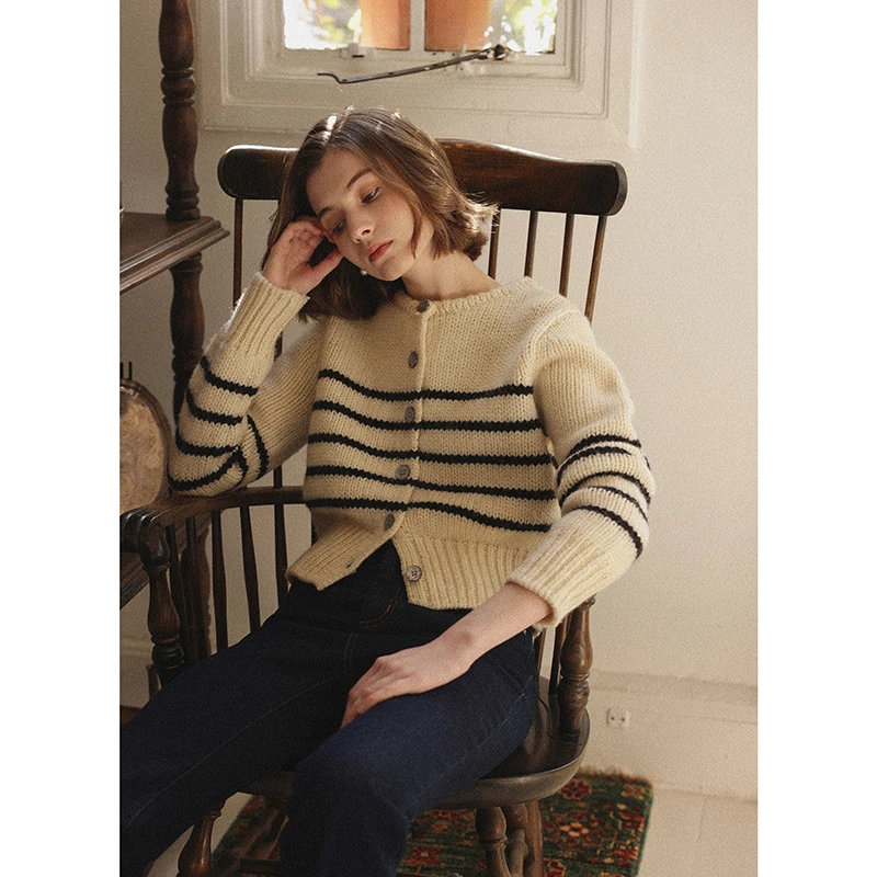 Nicepeople2023SS coco风格 高克重 冰岛毛 粗针 条纹针织开衫