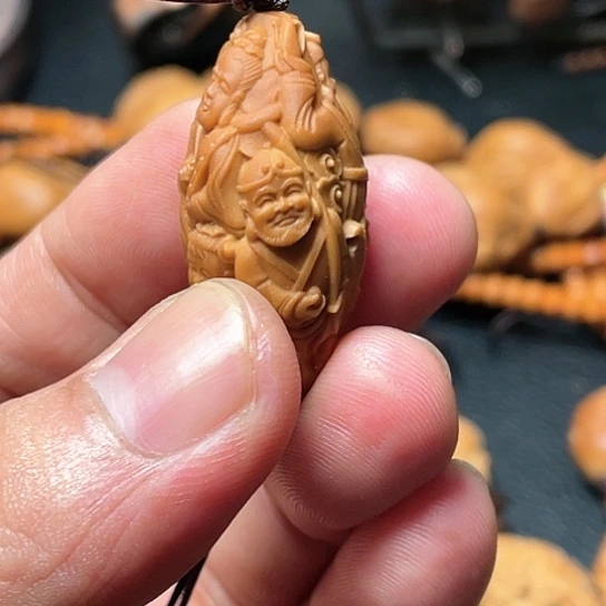 橄榄核核雕橄榄核