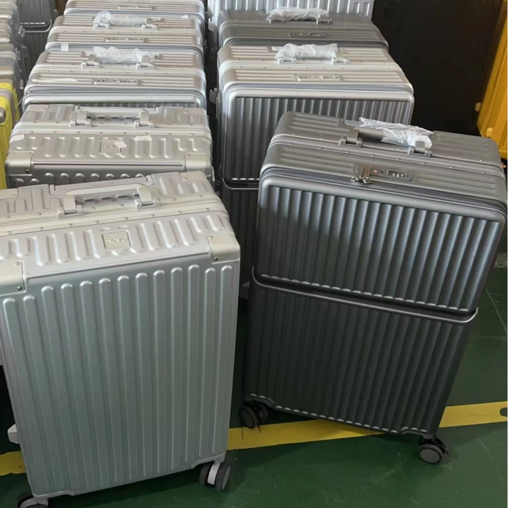 直播间转专享福利高端尾货拉杆箱行李箱