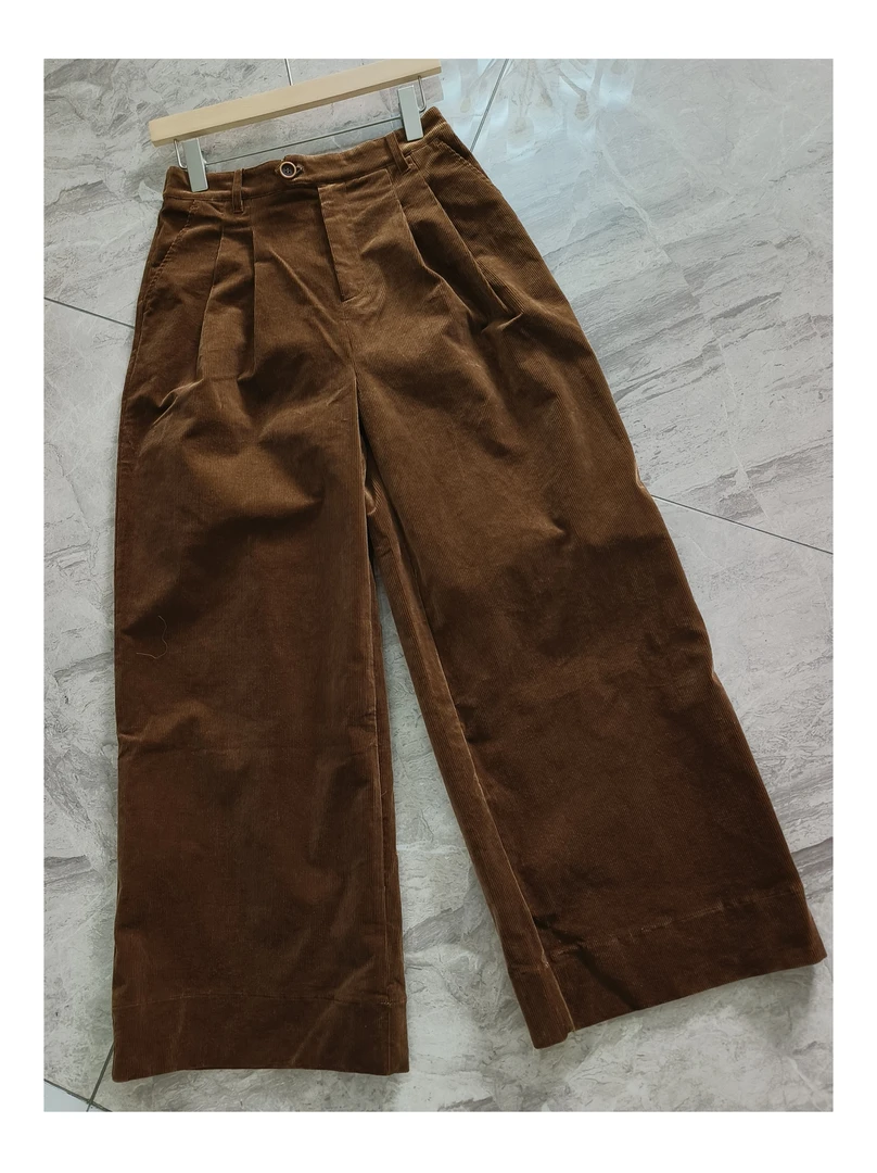 复古文艺灯芯绒直筒阔腿休闲长裤女士秋冬新款纯色简约宽松