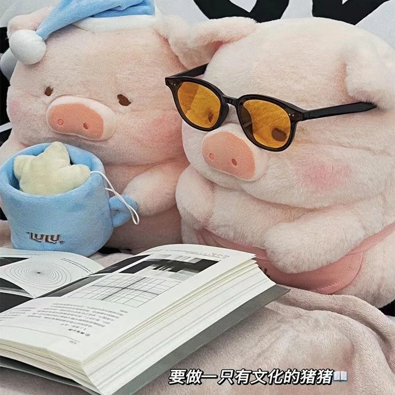 猪公仔毛绒玩具可爱露露床上抱枕可爱女友生日礼物玩偶猪公仔睡觉
