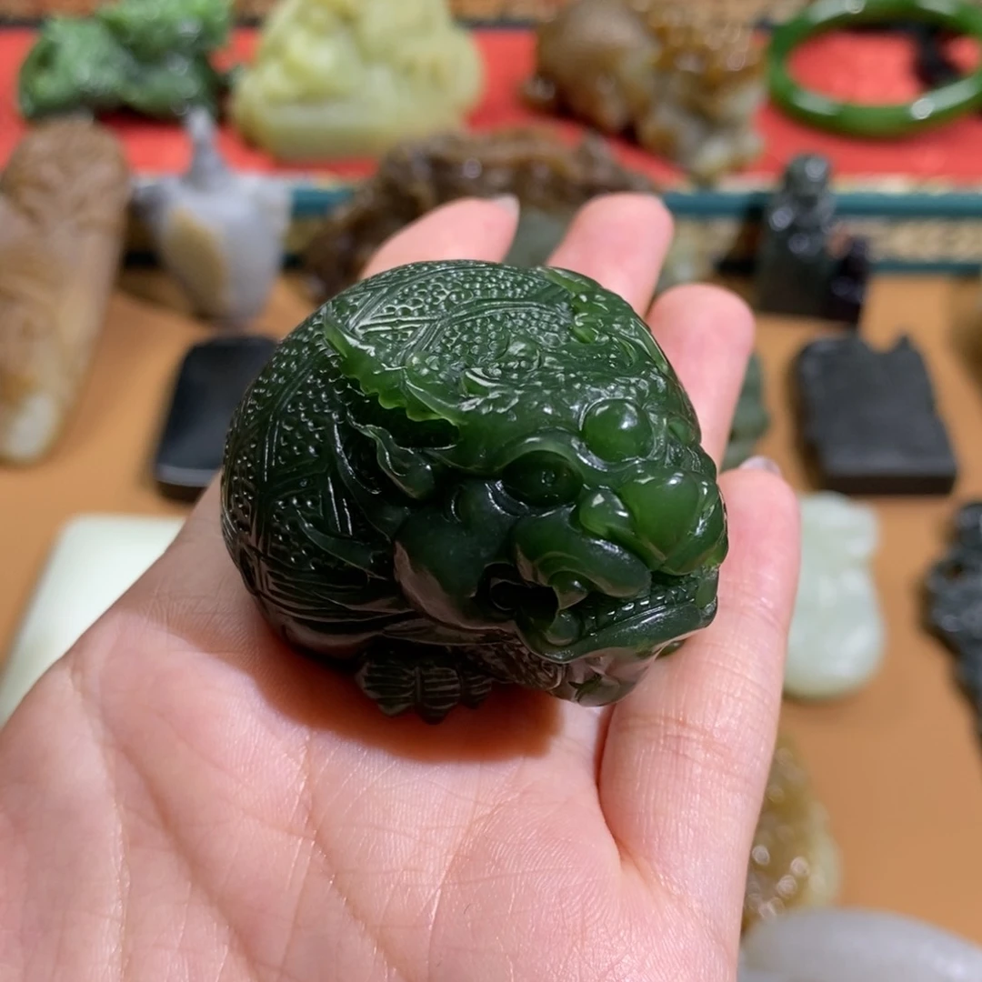 和田玉颈饰未镶嵌瑞*泽