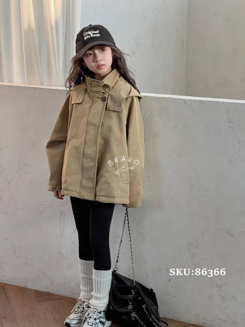 女童外套春秋装新款洋气儿童连帽冲锋衣女孩运动上衣