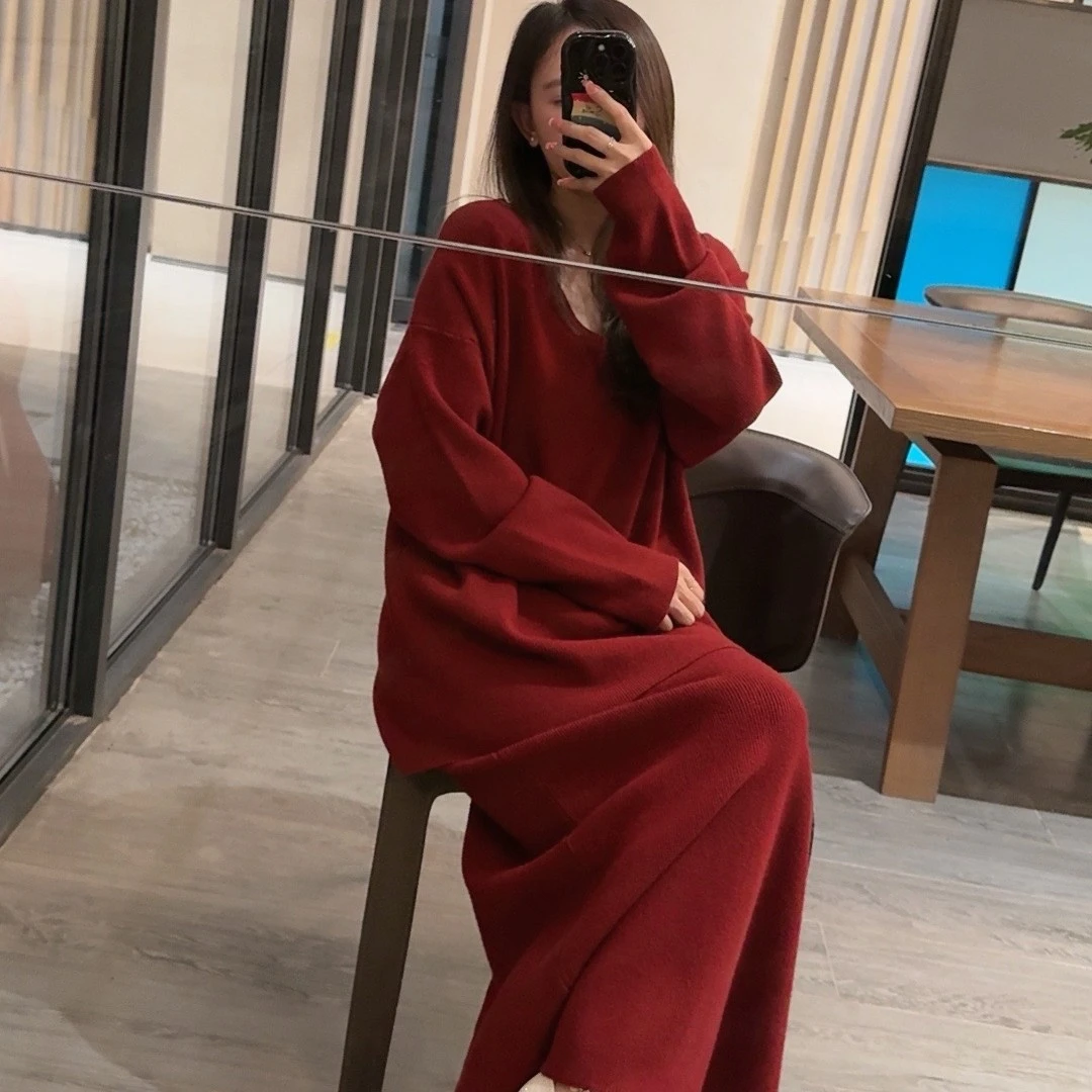 2024秋冬款韩版宽松女装毛衣针织套装半身裙慵懒风V领气质两件套