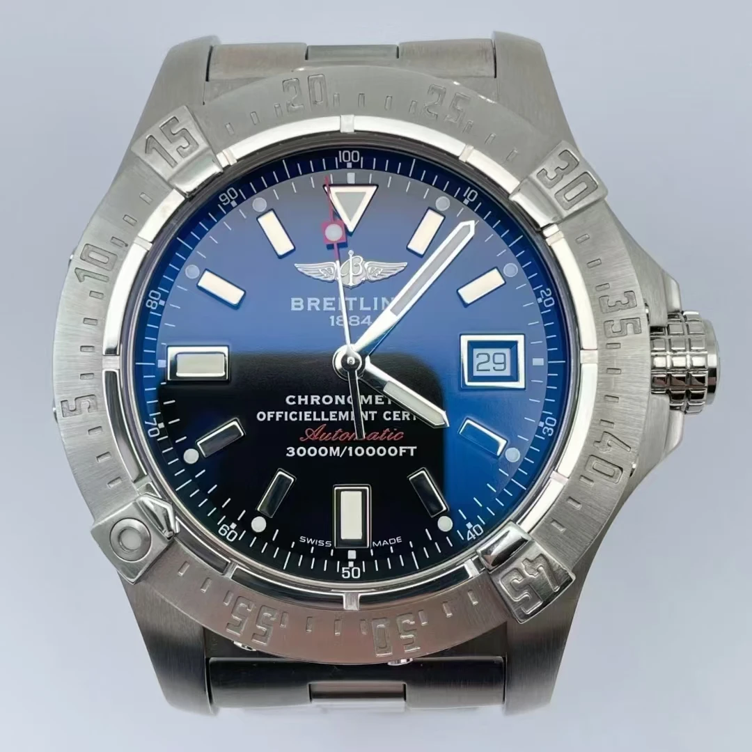 95新 BREITLING/百年灵 复仇者/单表/45表径/A1733110.BC30.169A