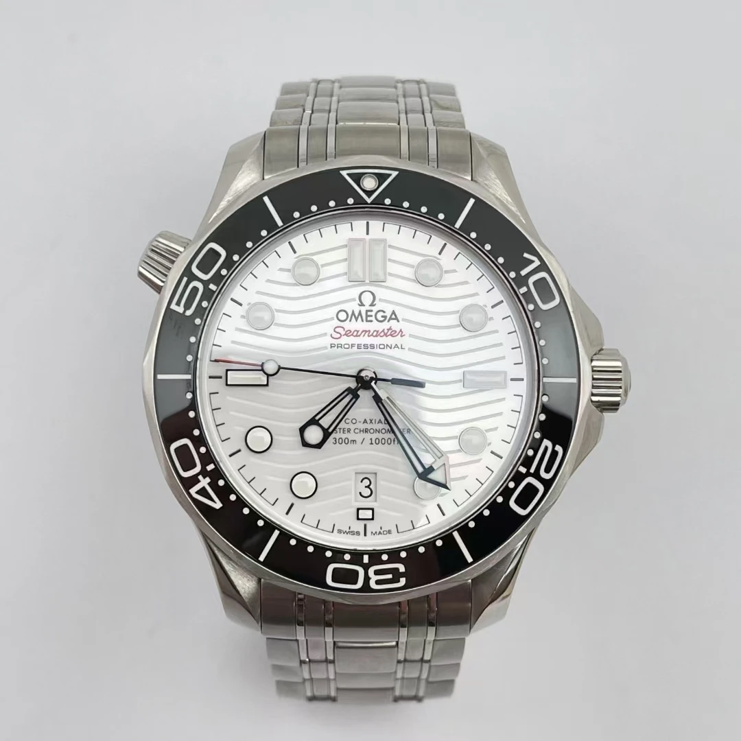 95新 Omega/欧米茄 欧米茄海马300/210.30.42.20.04.001/全套42mm